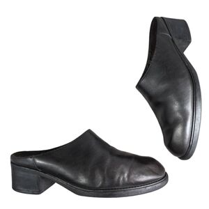 Naot plain Black leather mule clogs womens 42 EU 11 US